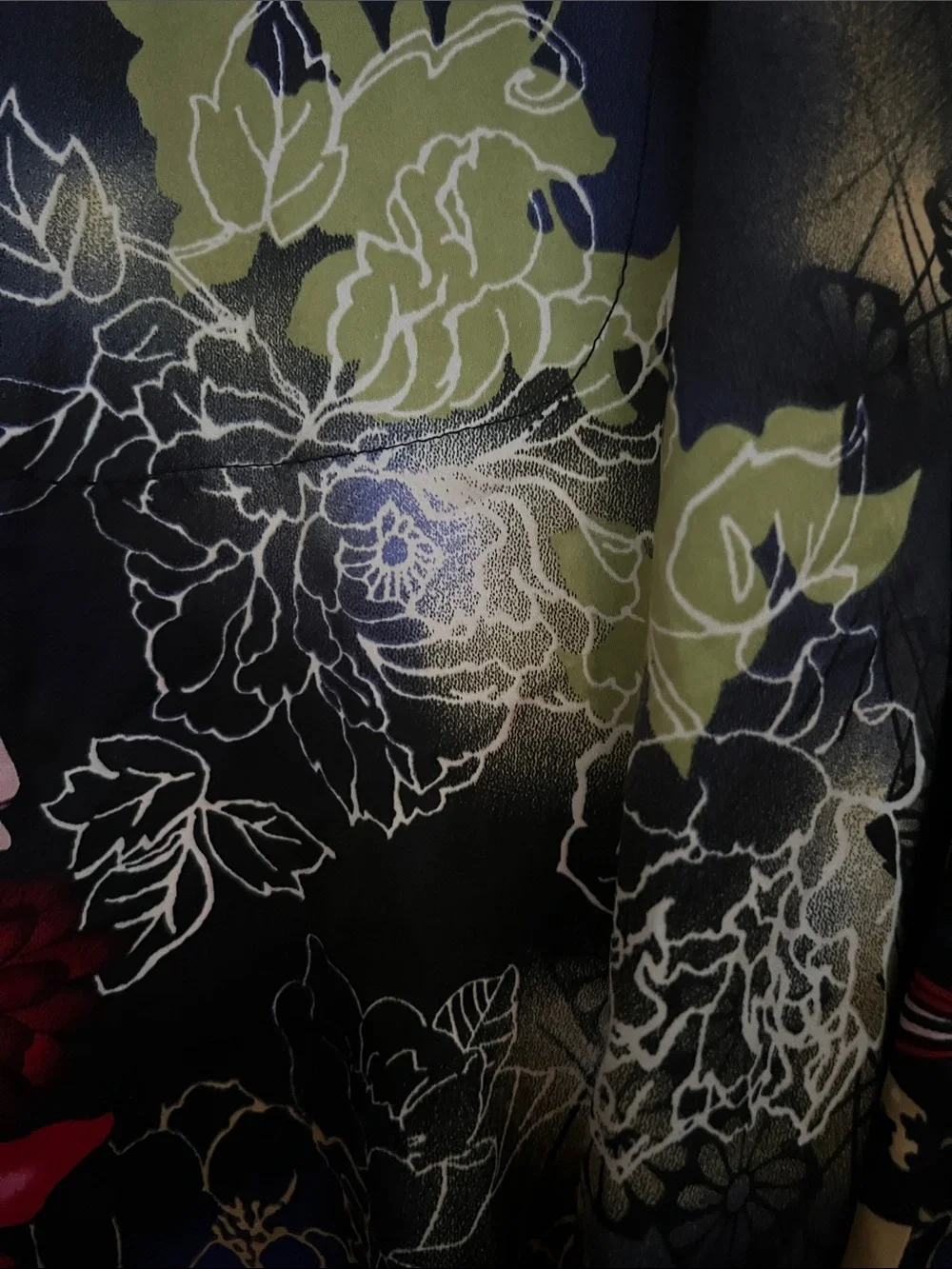 Elegant Floral Wrap Kimono Robe